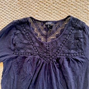 Lucky Black 3/4 Sleeve Crochet Tee Women’s Medium